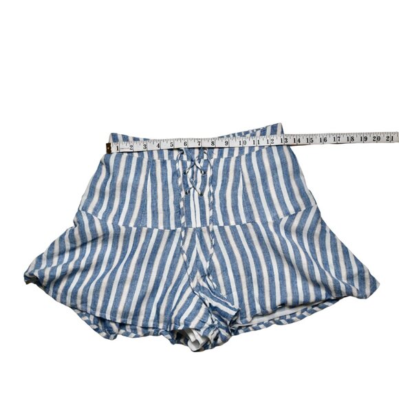 American Eagle Women's Blue and White Striped Ruffle Shorts, size Small - Picture 7 of 12